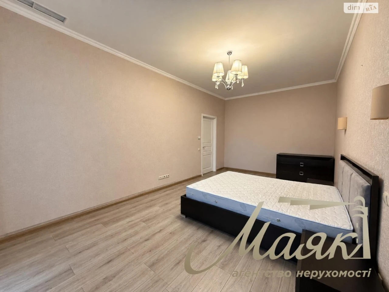 Продаж Квартира Звіринець