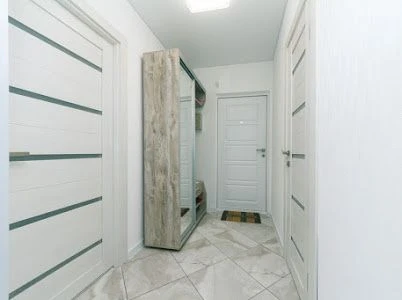 Від власника , продам 1 кімнатну Русовой 5 б , 9 поверх