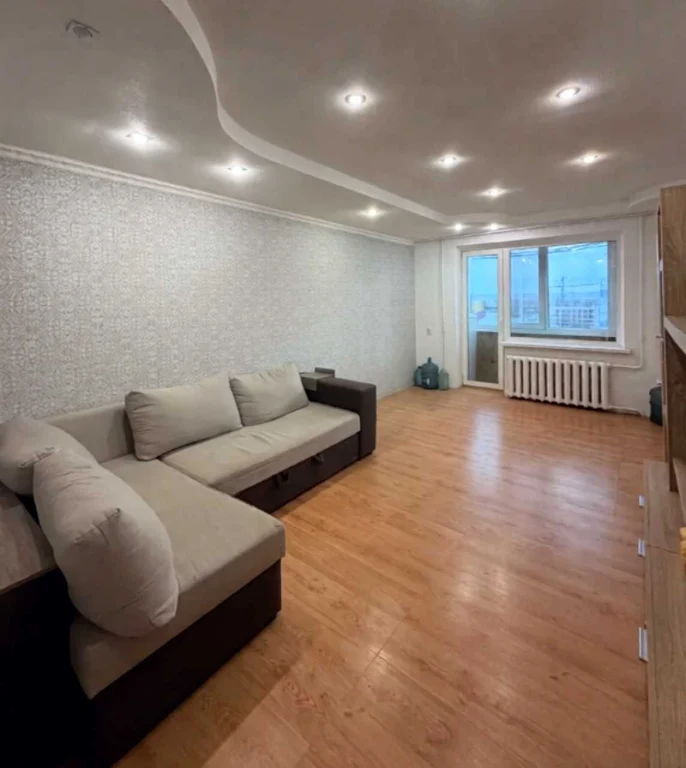 Продам 3-к квартиру (70м2) с ремонтом на пр. Мира, Левобереж
