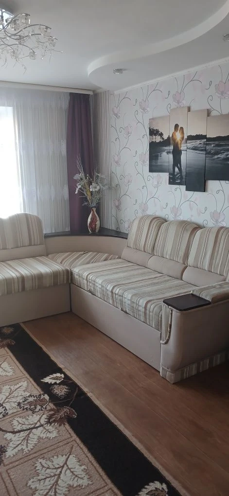 Продам 2-х кімнатну квартиру