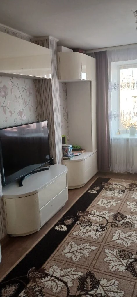 Продам 2-х кімнатну квартиру