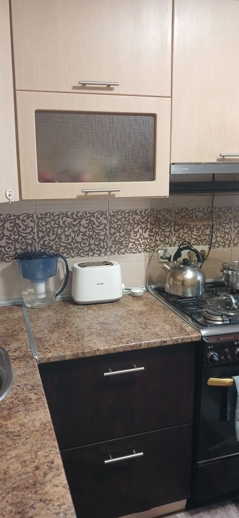 Продам 2-х кімнатну квартиру