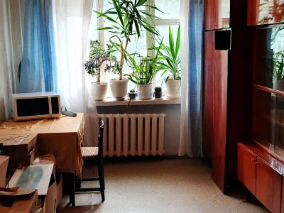 Продаж квартири 3-кімн. 60.2 м² 1/5 пов.