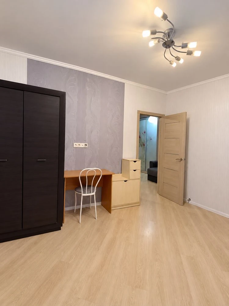 Продаж дворівневої квартири 66,3 м², газ, ремонт, оформлення
