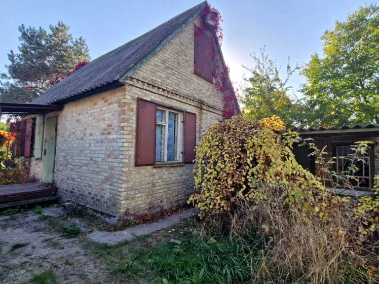 Будинок. Київ, 183-тя Садова вул.