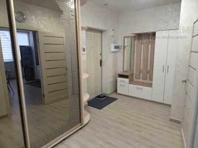 Квартира. Київ, Ревуцького вул.