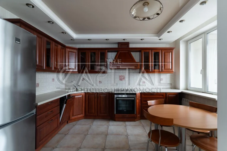 Продаж Квартира вул. Гришка Михайла 9 Дарницький 122м2
