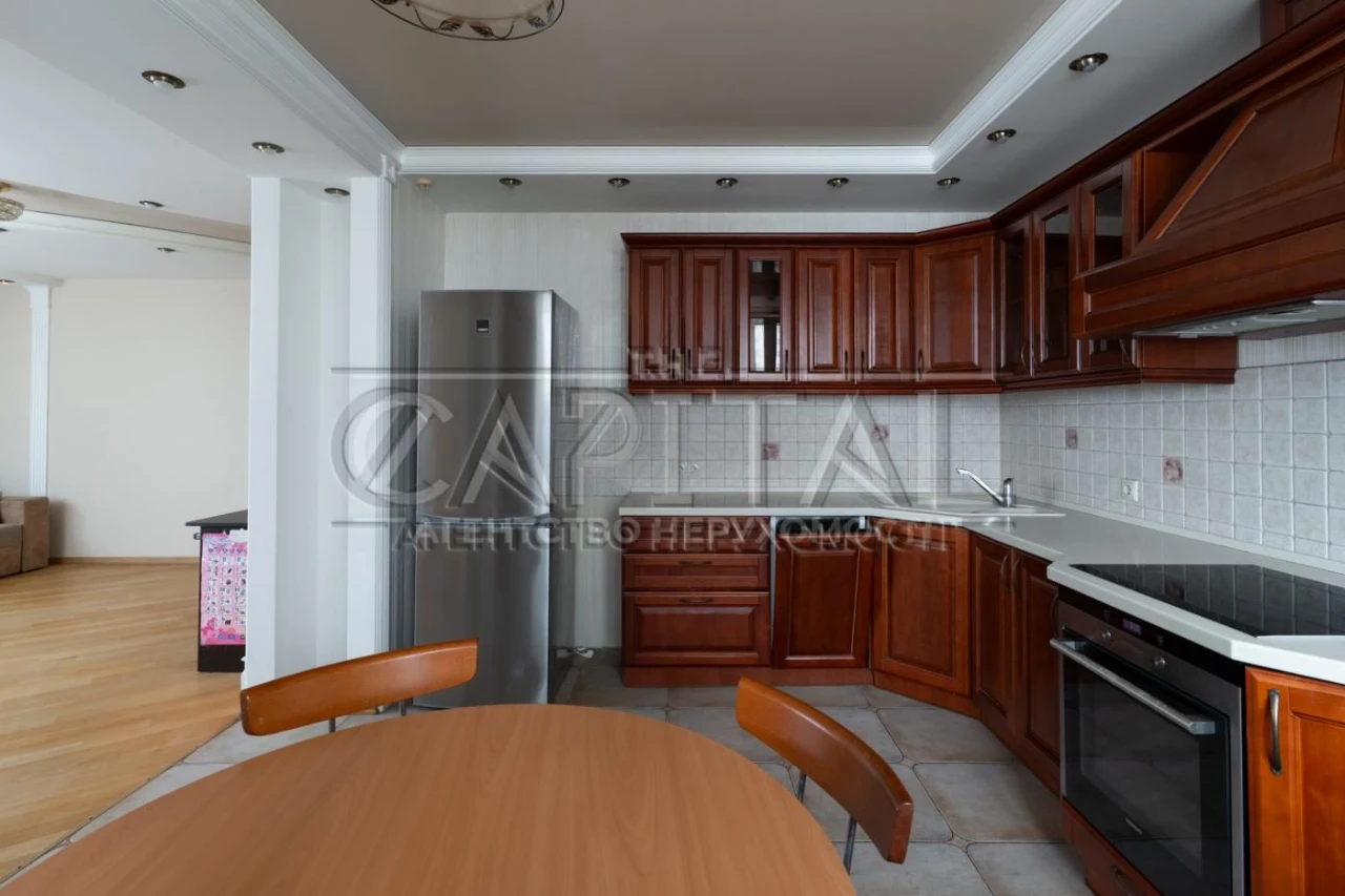 Продаж Квартира вул. Гришка Михайла 9 Дарницький 122м2