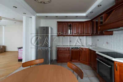 Продаж Квартира вул. Гришка Михайла 9 Дарницький 122м2