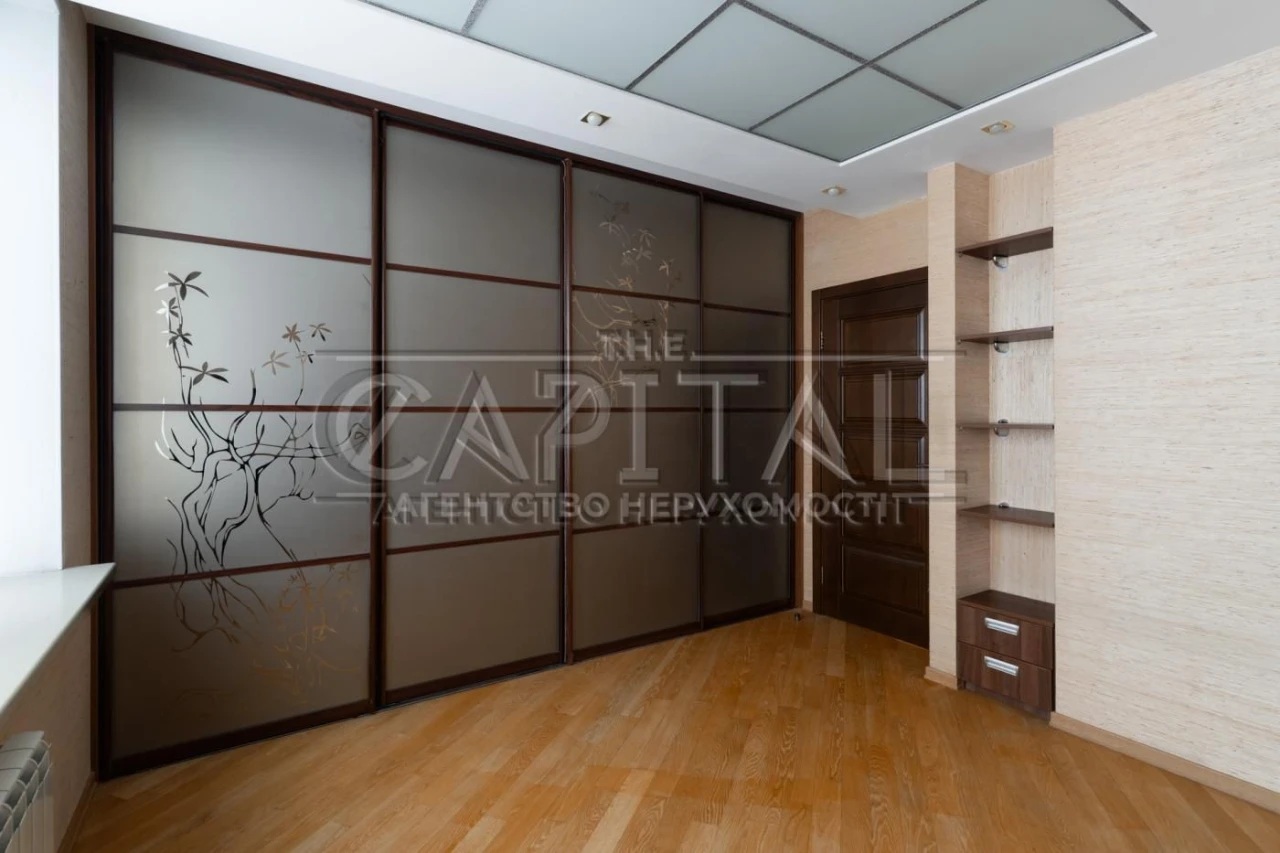 Продаж Квартира вул. Гришка Михайла 9 Дарницький 122м2