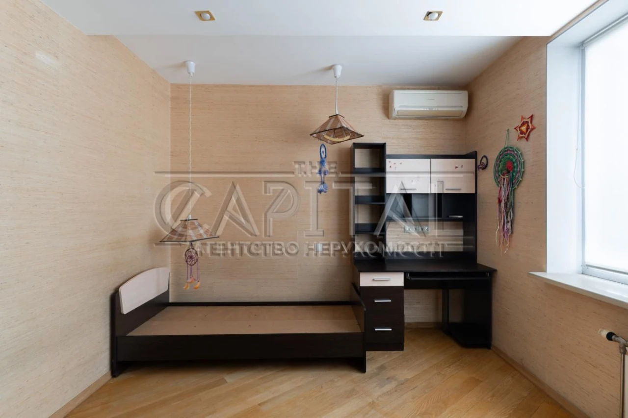 Продаж Квартира вул. Гришка Михайла 9 Дарницький 122м2