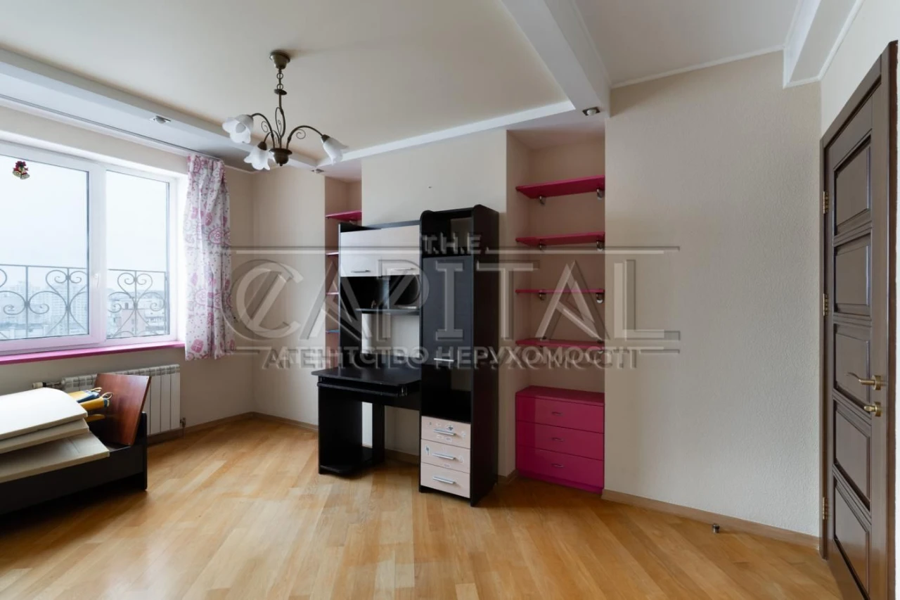 Продаж Квартира вул. Гришка Михайла 9 Дарницький 122м2