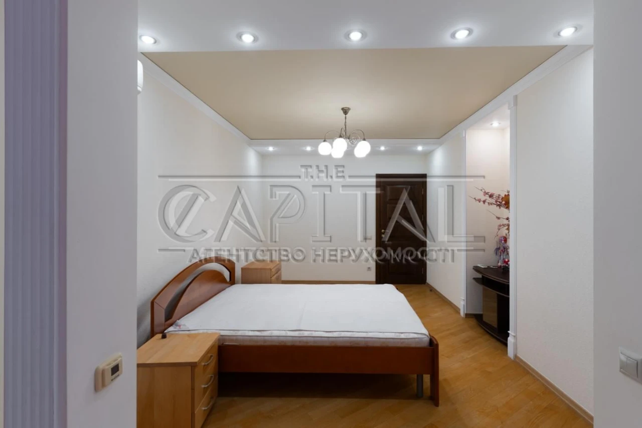 Продаж Квартира вул. Гришка Михайла 9 Дарницький 122м2