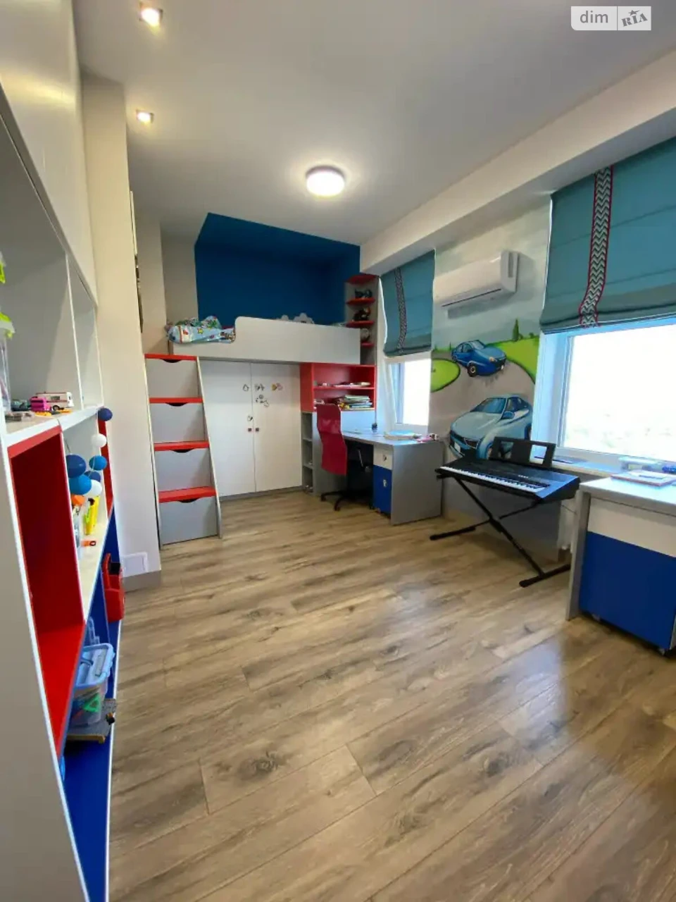 Продаж Квартира Парк Л.Глоби
