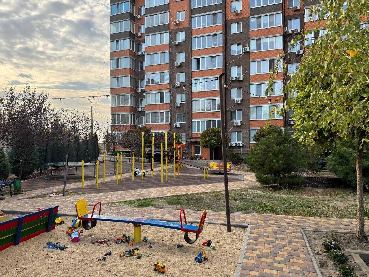 Продаж 3к квартири 83.2 кв