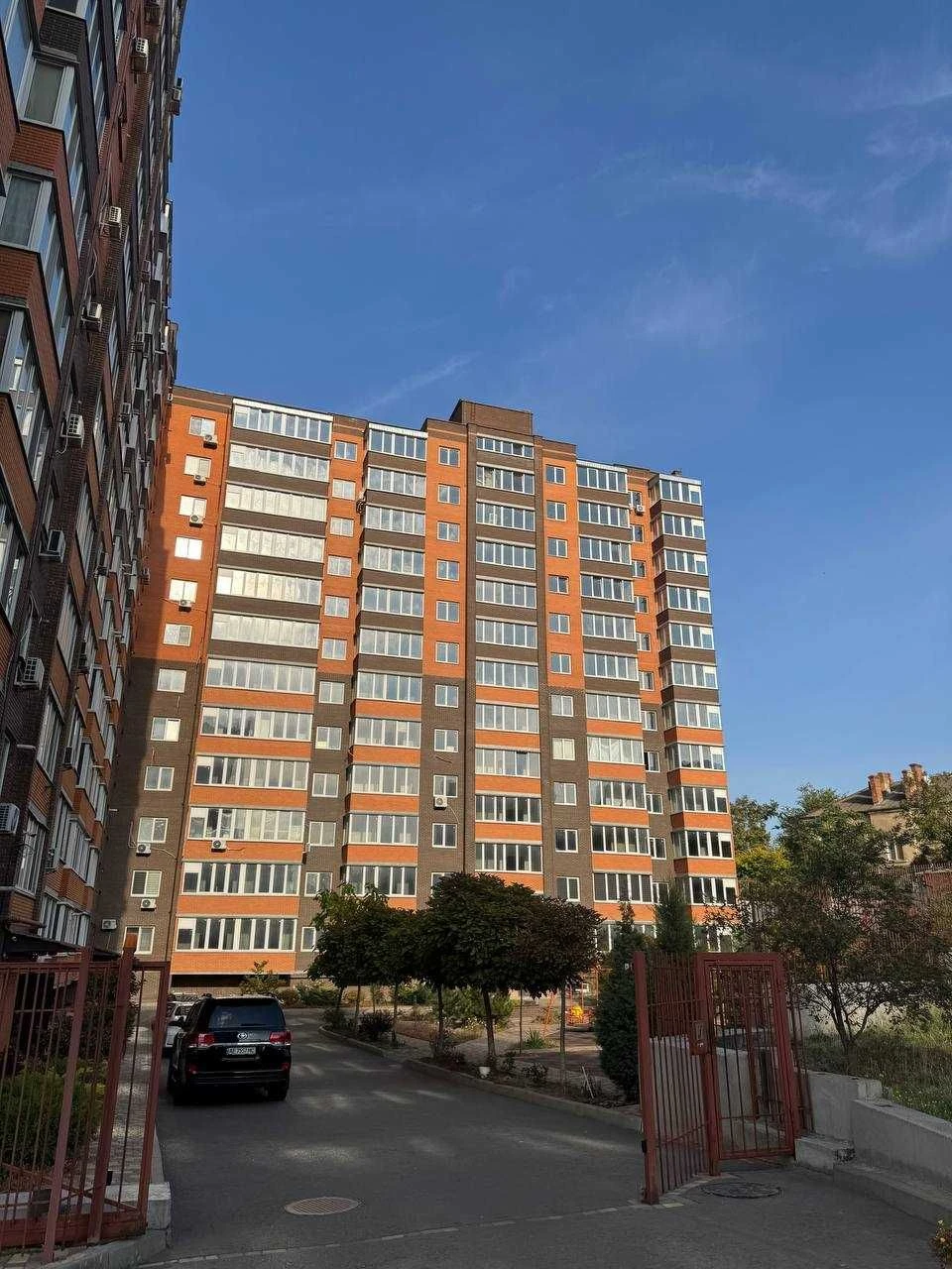 Продаж 3к квартири 83.2 кв
