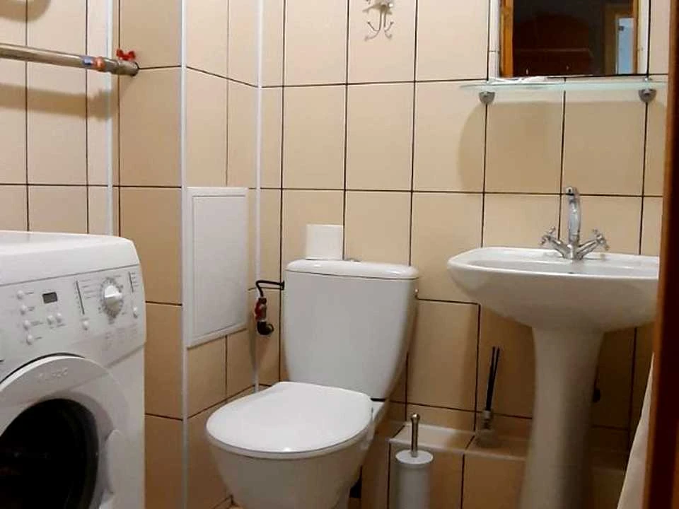 Квартира. Київ, Кловський узвіз