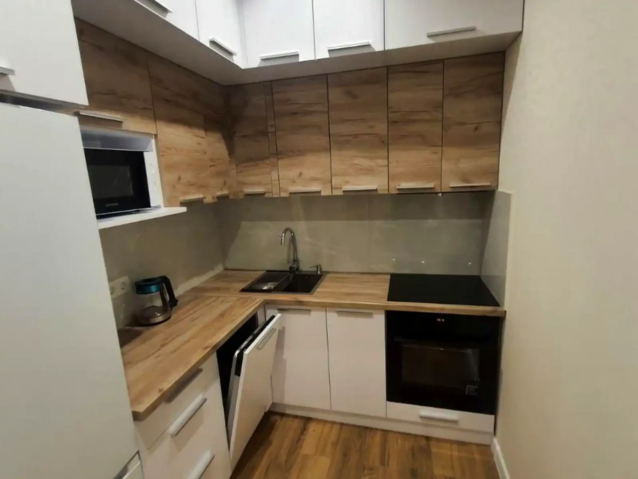 Оренда квартири 1-кімн. 44 м² 16/25 пов.