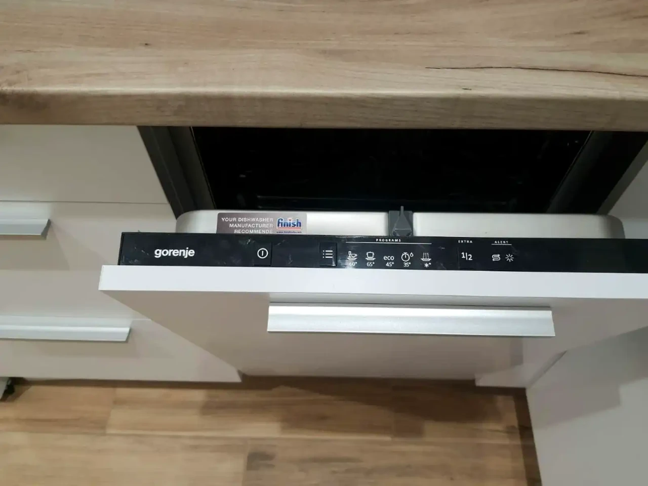 Оренда квартири 1-кімн. 44 м² 16/25 пов.