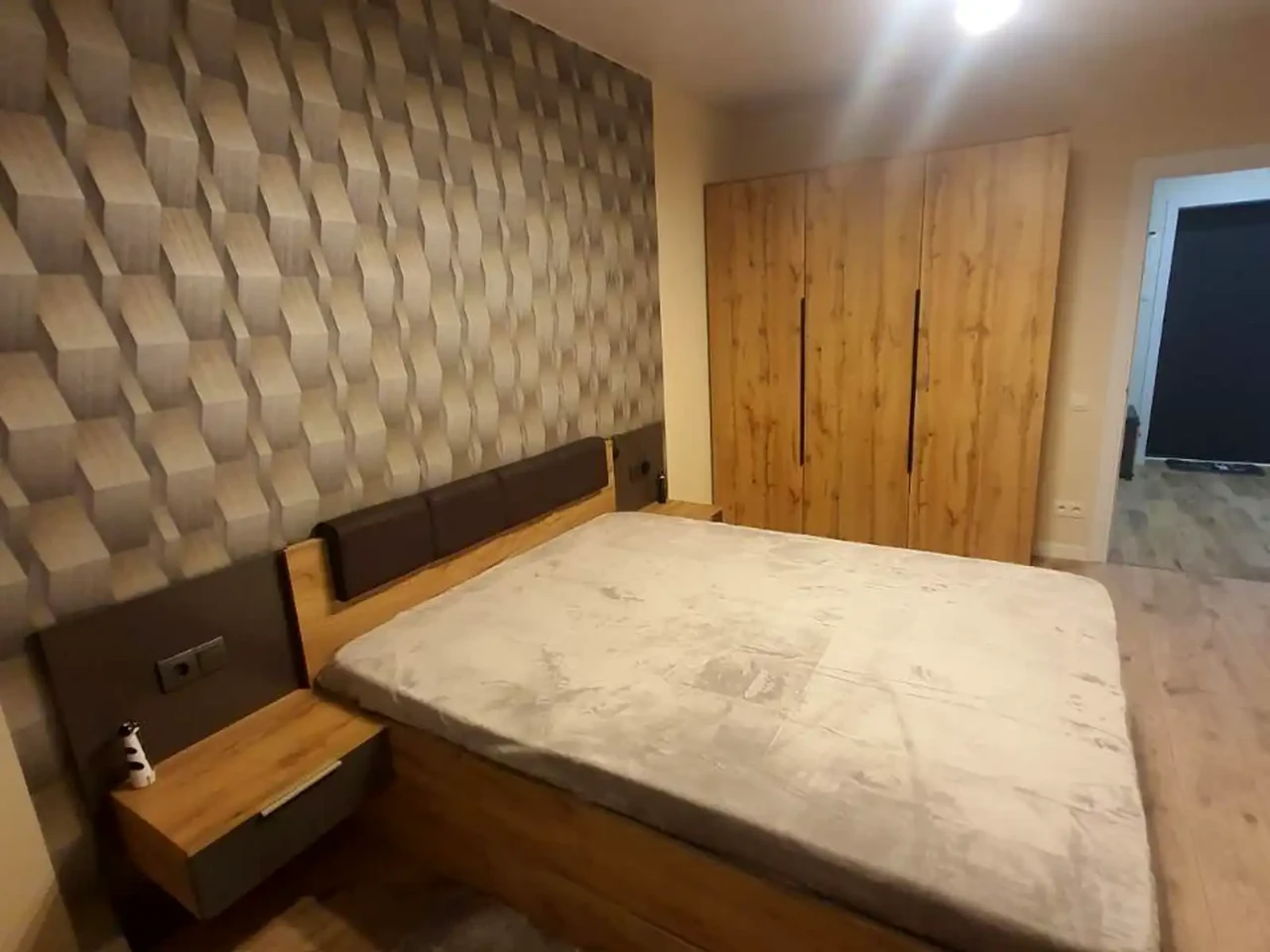 Оренда квартири 1-кімн. 44 м² 16/25 пов.
