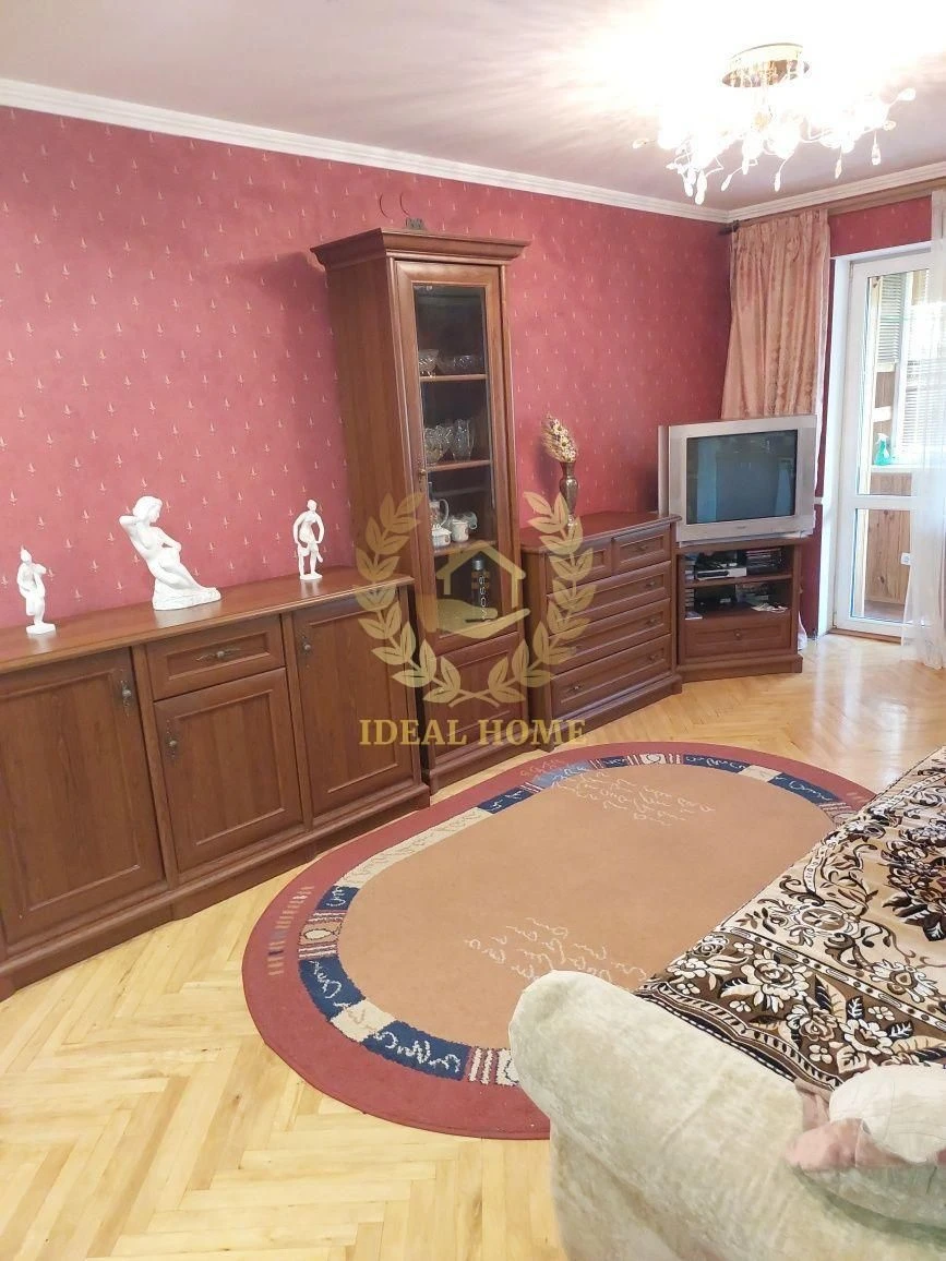 Продам затишну 3-кімнатну квартиру з ремонтом у цегляному бу