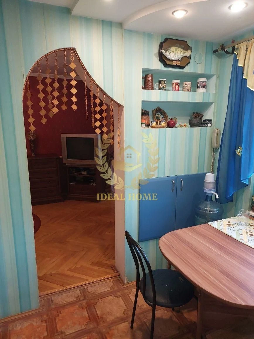 Продам затишну 3-кімнатну квартиру з ремонтом у цегляному бу