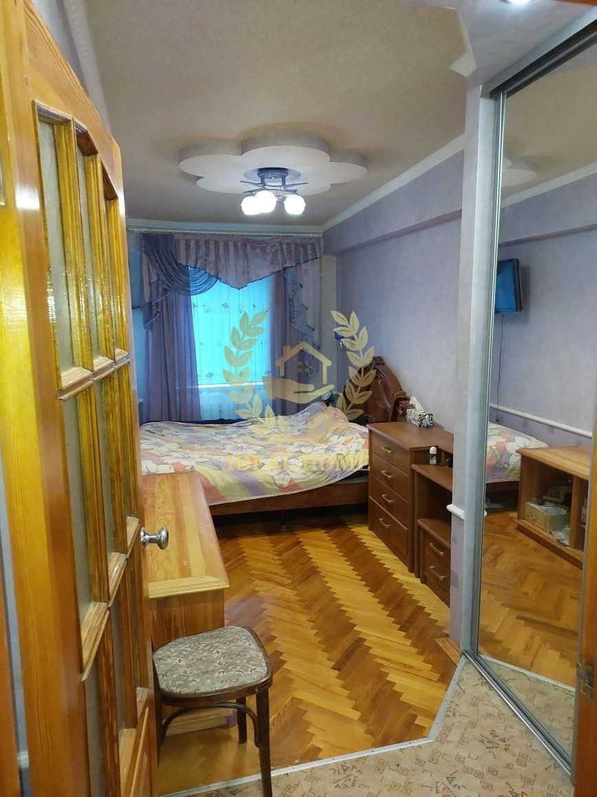 Продам затишну 3-кімнатну квартиру з ремонтом у цегляному бу