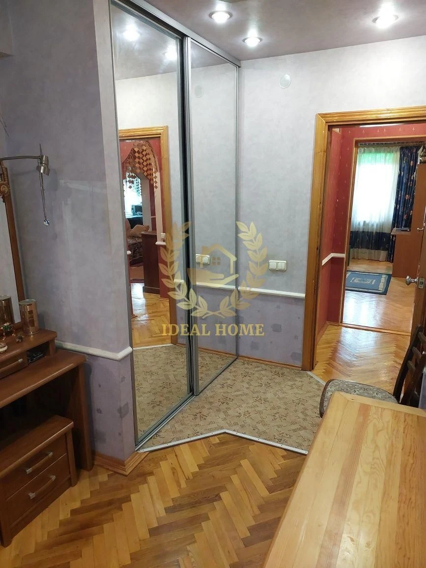 Продам затишну 3-кімнатну квартиру з ремонтом у цегляному бу