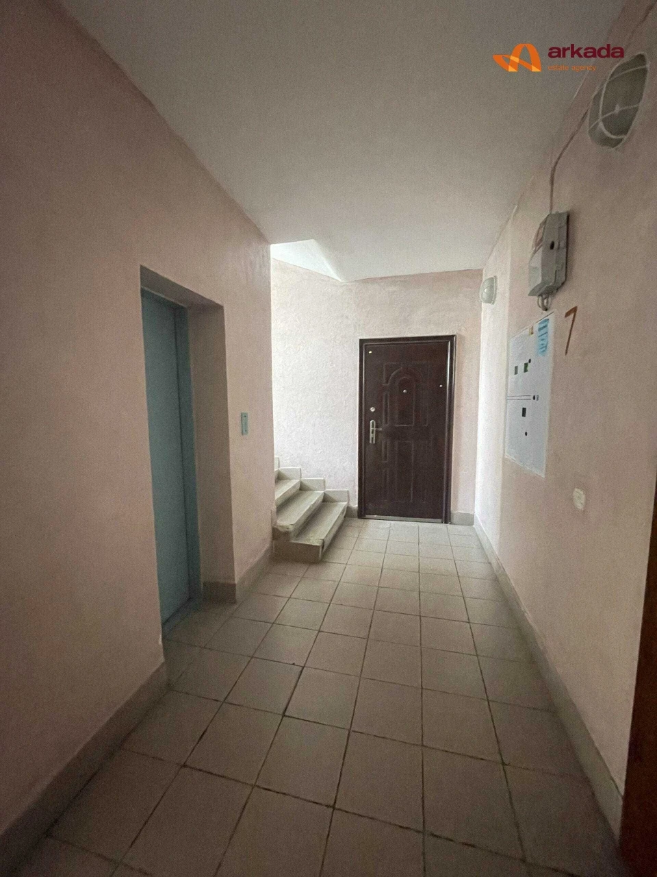 ПРОДАЖ 2 кімнатної квартири В САМОМУ ЦЕНТРІ МІСТА (С.)