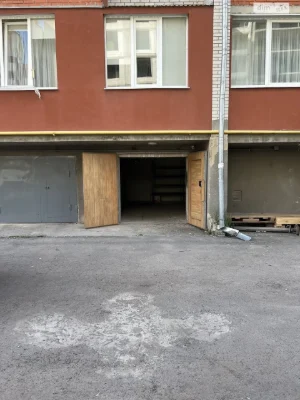 Продаж Місце в гаражному кооперативі Дружба