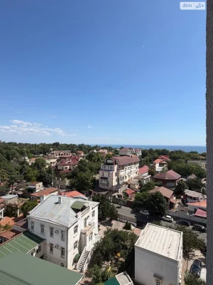 Продажа квартиры Золотой Берег.