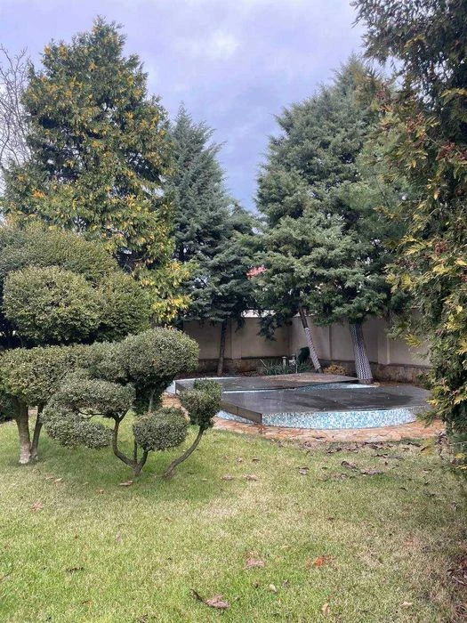 Homestead on 18 acres! 12th century B. Fontana! 1A37