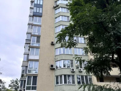 Квартира. Київ, Верховинна вул.