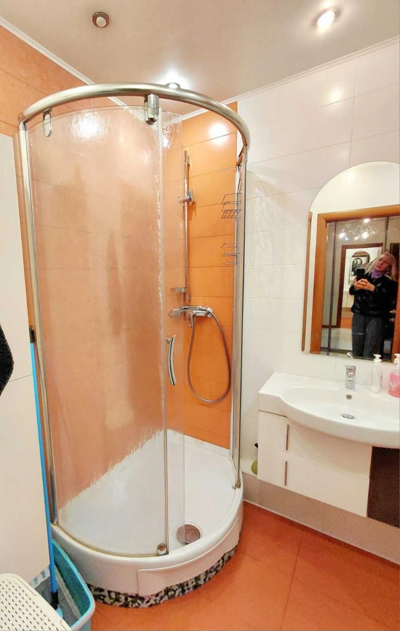 Продам 1ком.Бульвар Вацлава Гавела 7в