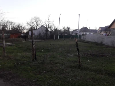 Земельна дiлянка
