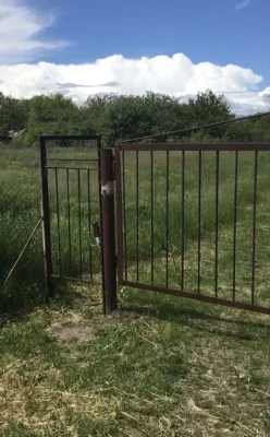 Продам ділянку 10 соток.