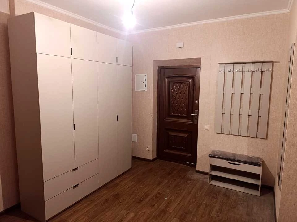 Квартира. Київ, Академіка Заболотного вул.