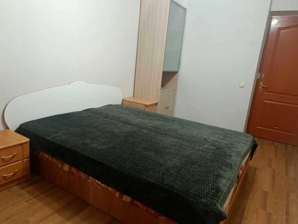 Квартира. Київ, Шовкуненка вул.