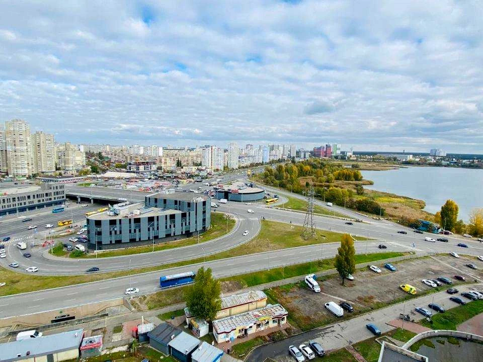 Квартира. Київ, Миколи Бажана просп.