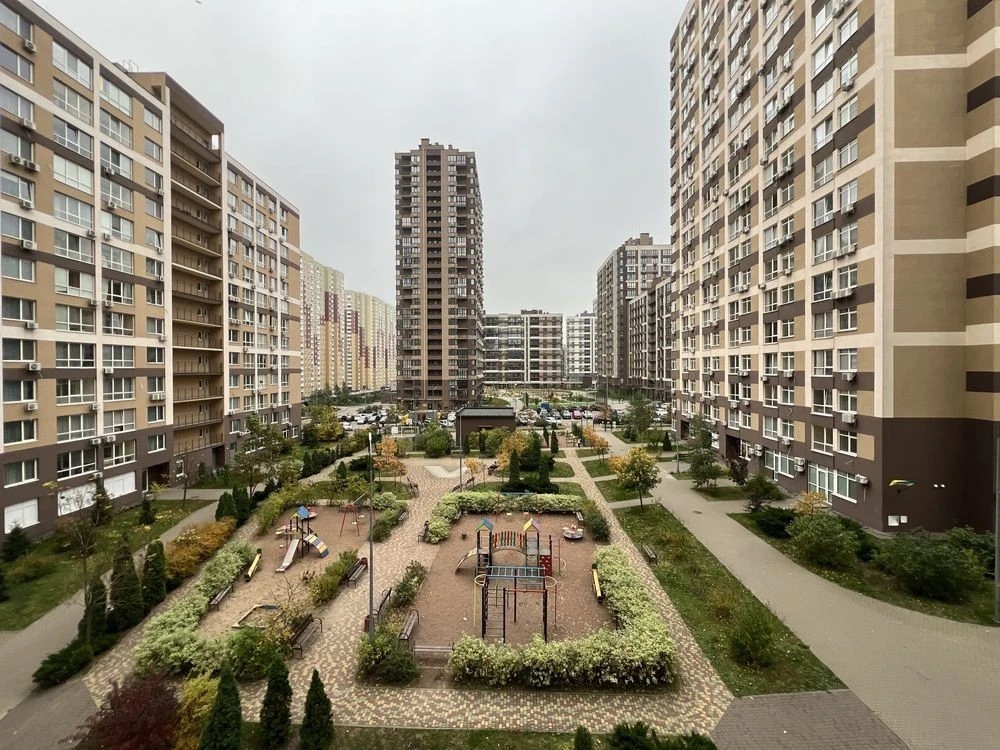 Оренда 1-кім 45 м² с ремонтом Правды 41г ЖК Варшавский кварт