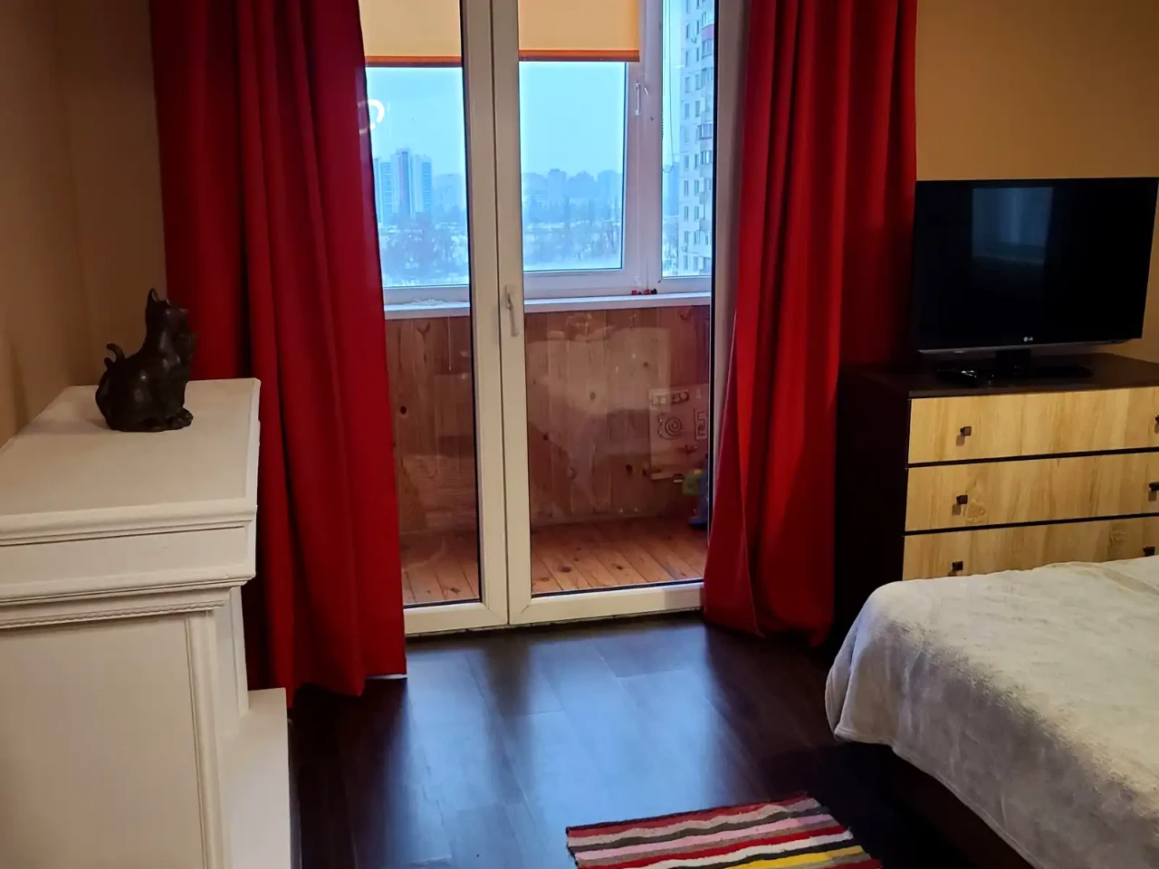 Продаж квартири 3-кімн. 62 м² 9/9 пов.