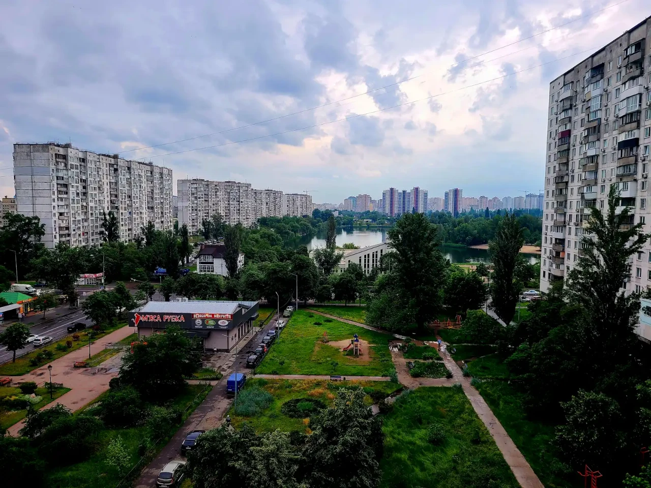 Продаж квартири 3-кімн. 62 м² 9/9 пов.