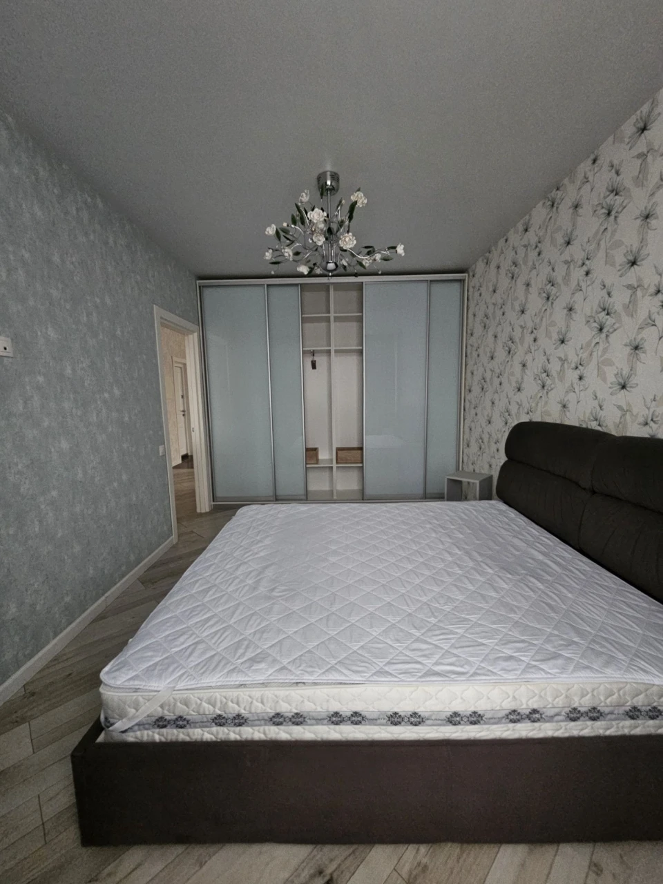 Оренда просторої квартири 76 м² ЖК Місто квітів вул. Тираспо