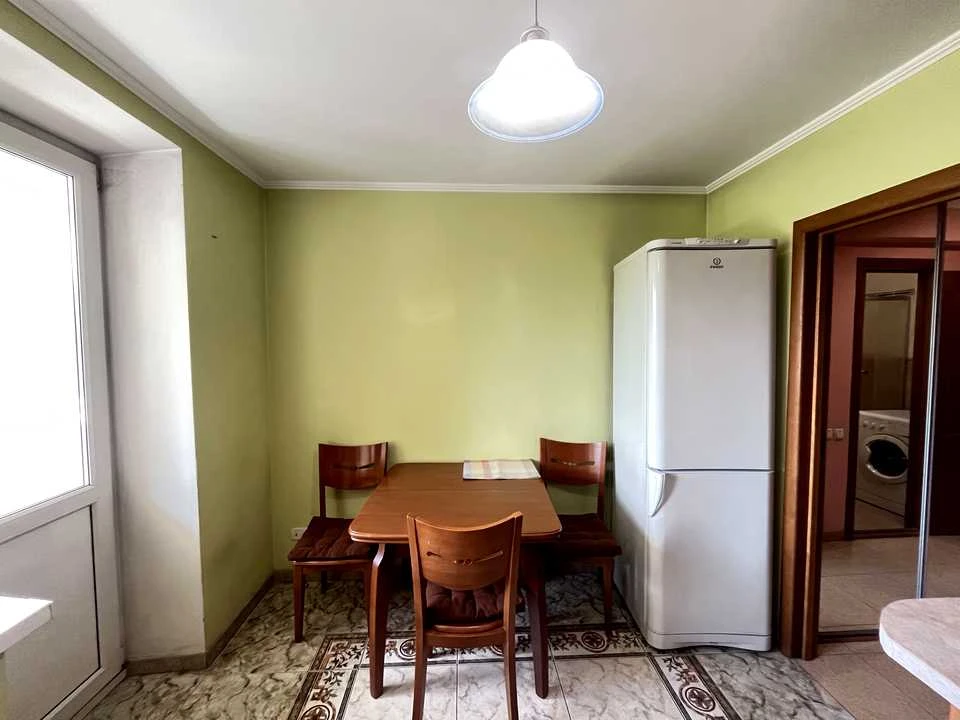 Квартира. Київ, Жилянська вул.