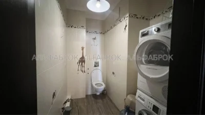 вул. Елизаветы Шахатуни, 2, Святошинський район, орієнтир Бі