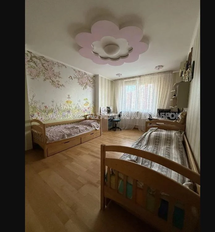 вул. Мейтуса композитора, 4, Голосіївський район, орієнтир Т