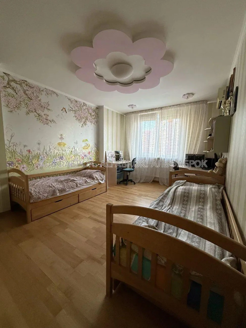 вул. Мейтуса композитора, 4, Голосіївський район, орієнтир Т
