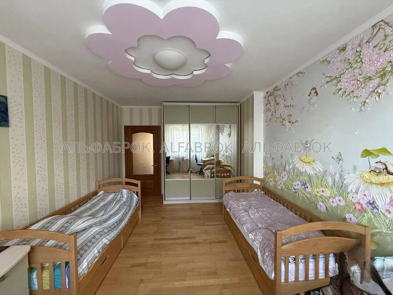 вул. Мейтуса композитора, 4, Голосіївський район, орієнтир Т