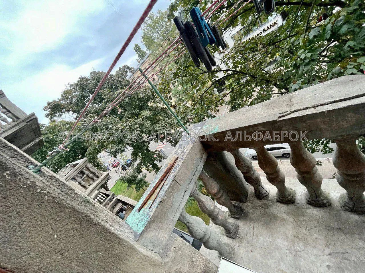вул. Пирогова, 2, Шевченківський район, орієнтир Центр