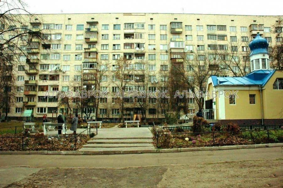 бул. Вернадського Академіка, 85, Святошинський район, орієнт